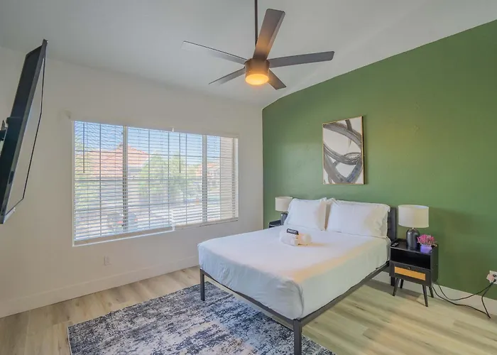 Kierland Gem With Pool Balcony Parking Wd *