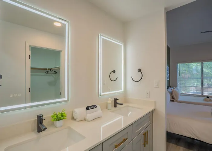 Appartement Kierland Gem With Pool Balcony Parking Wd Scottsdale