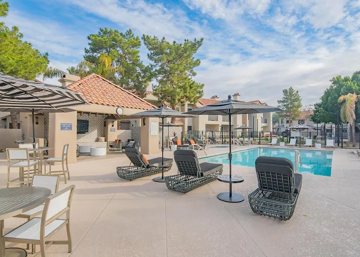 Kierland Gem With Pool Balcony Parking Wd * Scottsdale